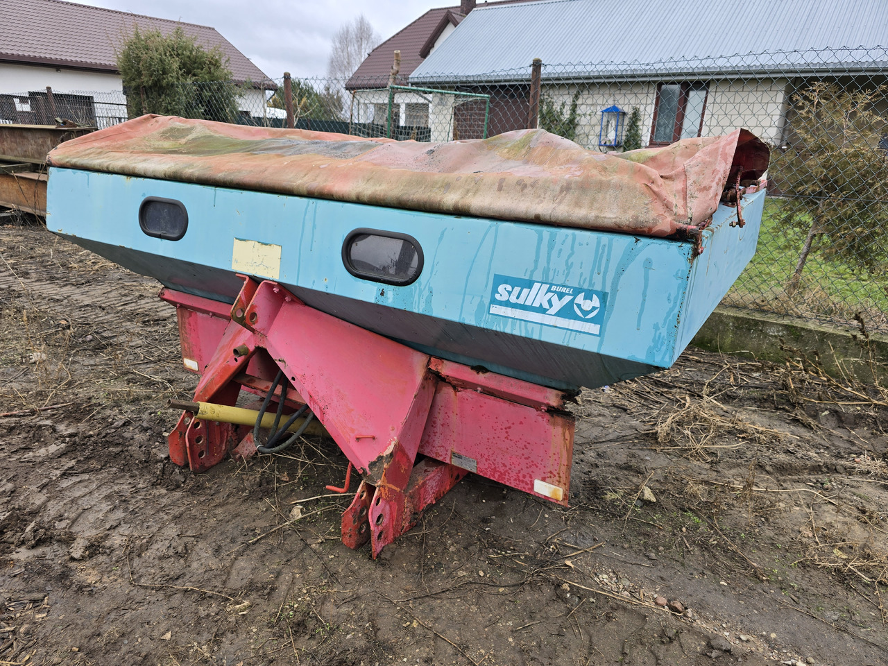 SULKY DPX 1500 L - Distribuidor de fertilizantes: foto 1 SULKY DPX 1500 L - Distribuidor de fertilizantes: foto 1