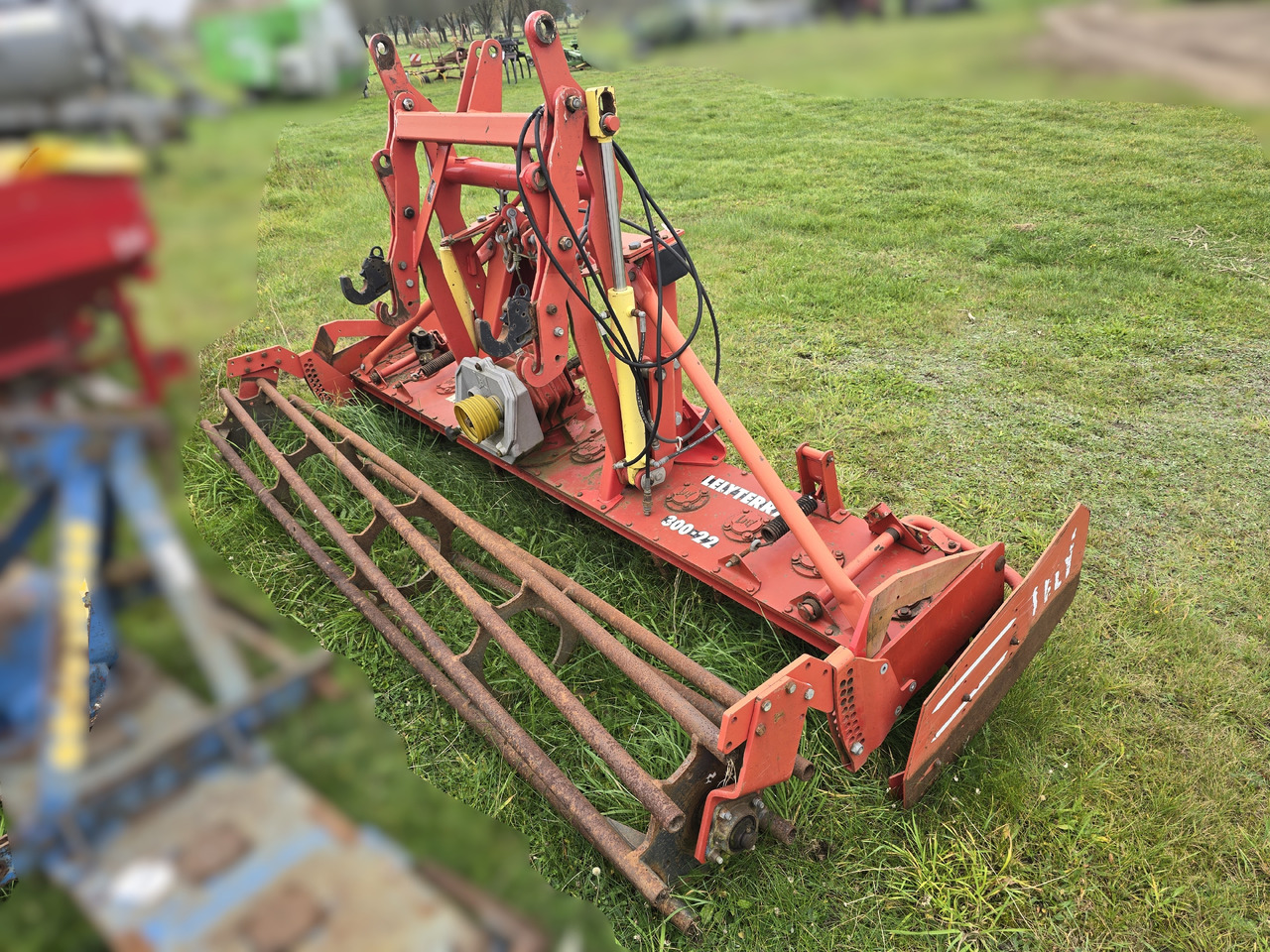 Lely Terra 300-22 - Grade: foto 5 Lely Terra 300-22 - Grade: foto 5