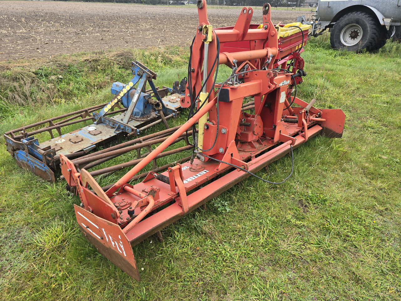 Lely Terra 300-22 - Grade: foto 3 Lely Terra 300-22 - Grade: foto 3