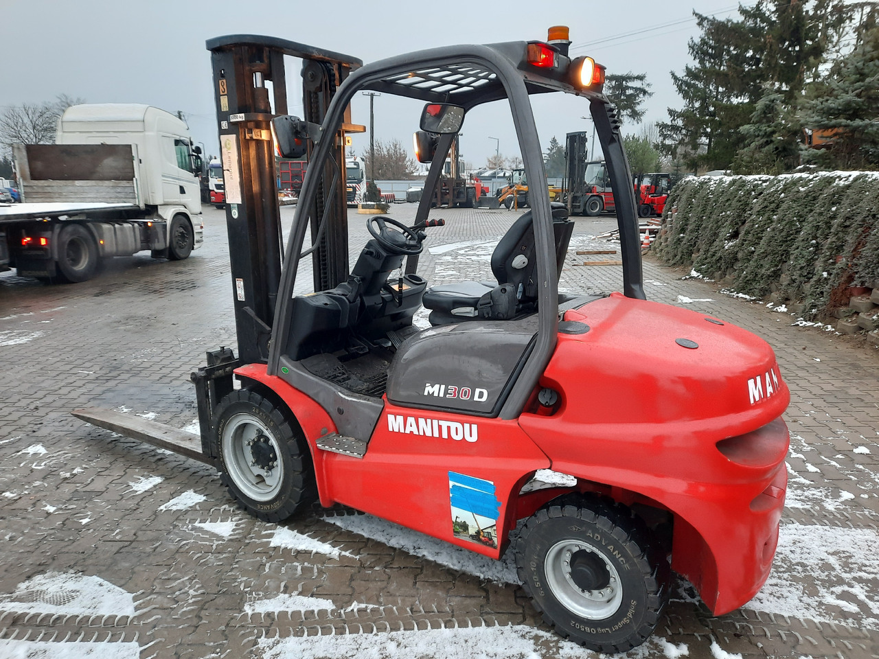 Manitou MI30D - Empilhadeira a diesel: foto 5 Manitou MI30D - Empilhadeira a diesel: foto 5