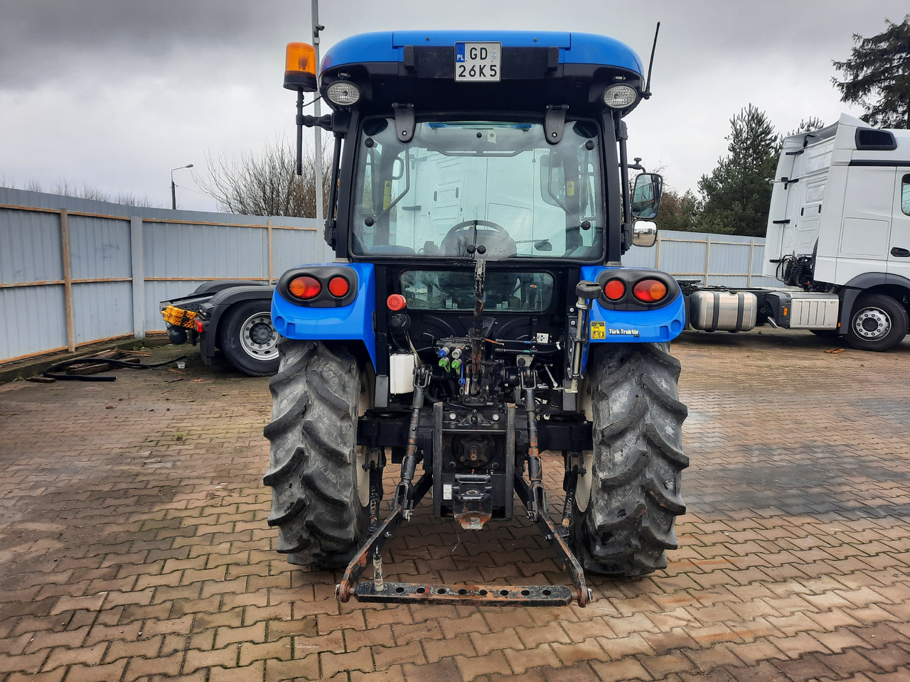 New-holland T4.65 - Trator: foto 4 New-holland T4.65 - Trator: foto 4