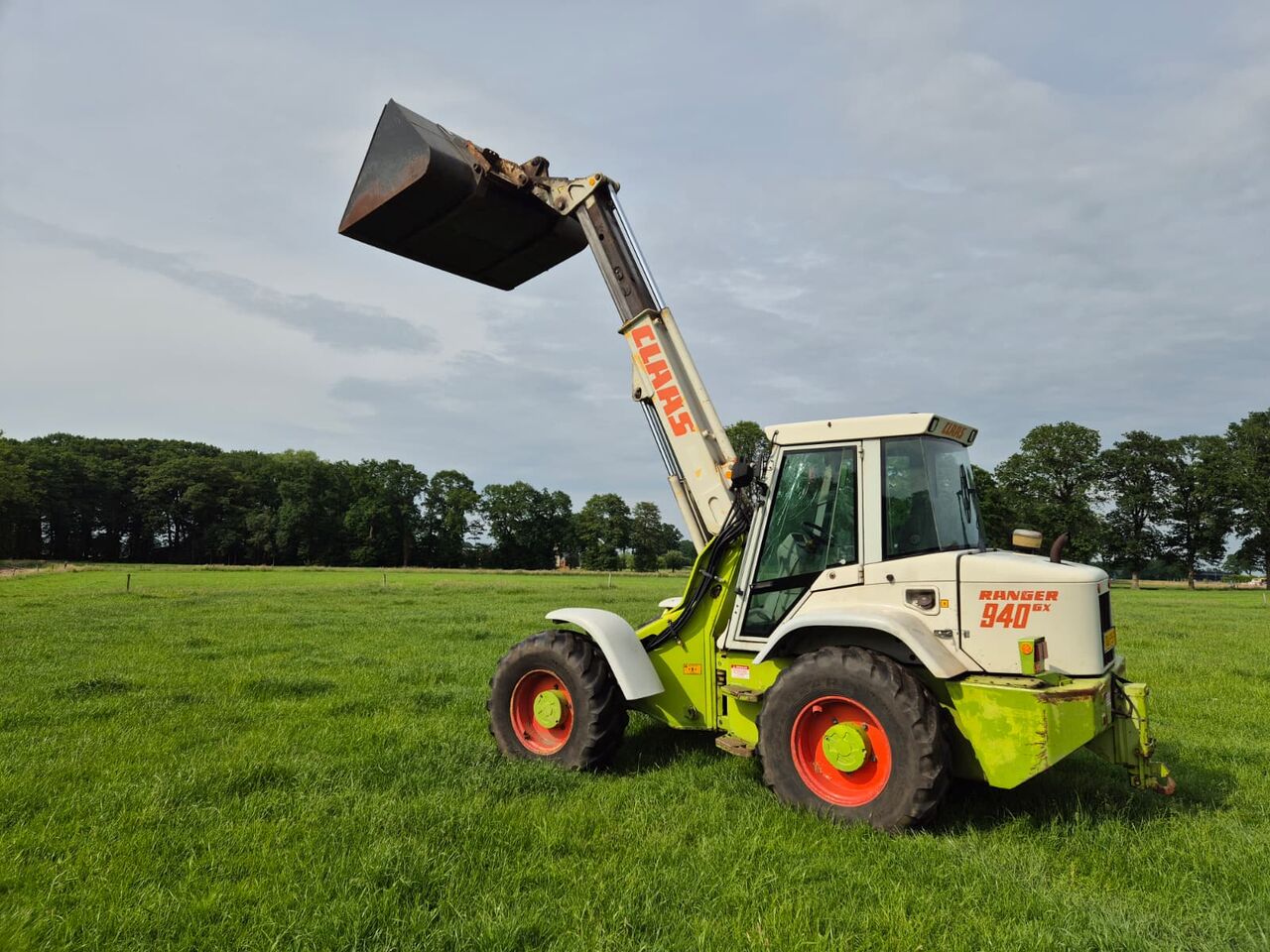 Claas Ranger 940 RX - Pá carregadora de rodas: foto 4 Claas Ranger 940 RX - Pá carregadora de rodas: foto 4