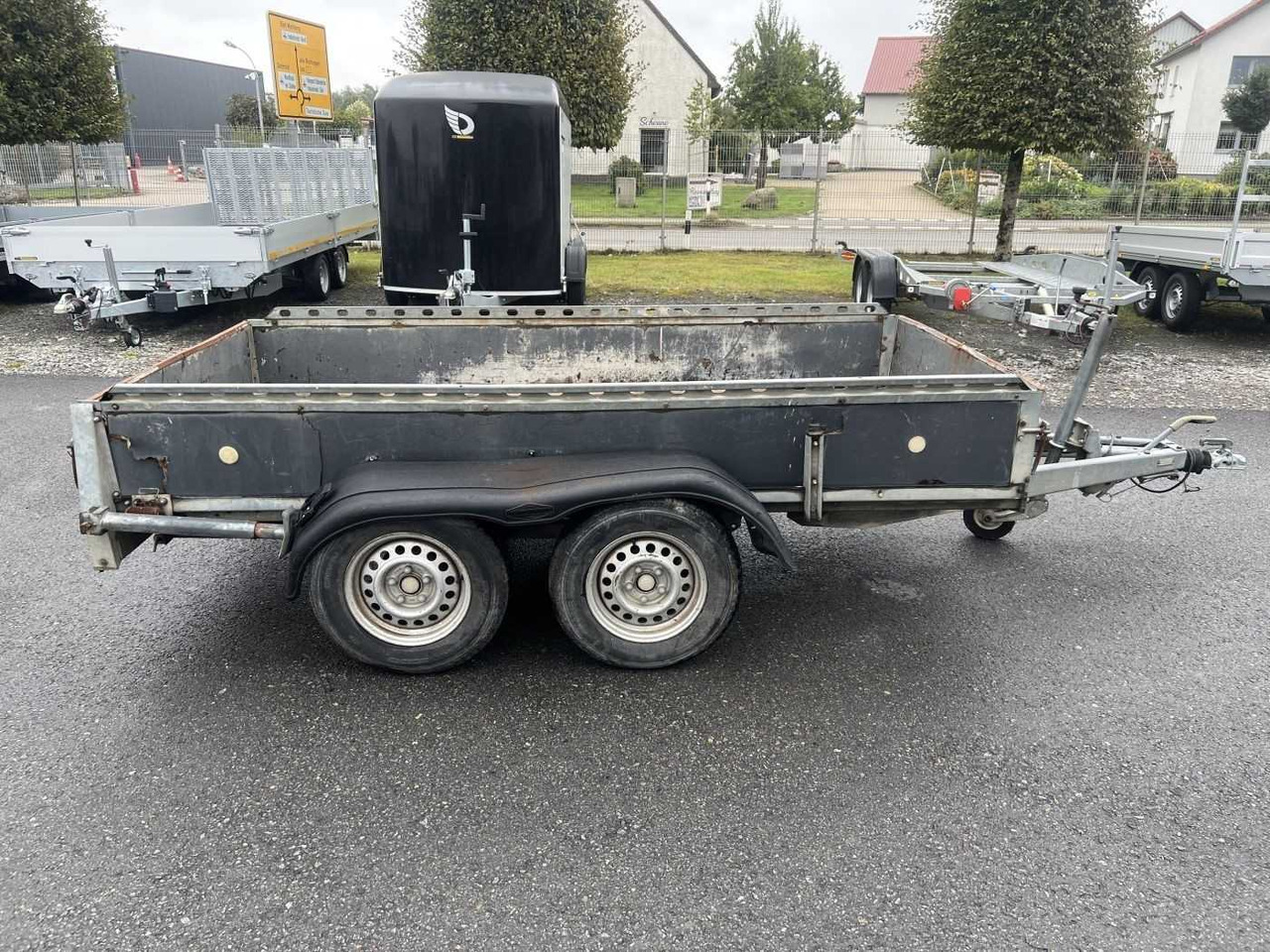BOECKMANN HT 3015/27 Kastenanhänger gebremst - Reboque para carros: foto 2 BOECKMANN HT 3015/27 Kastenanhänger gebremst - Reboque para carros: foto 2