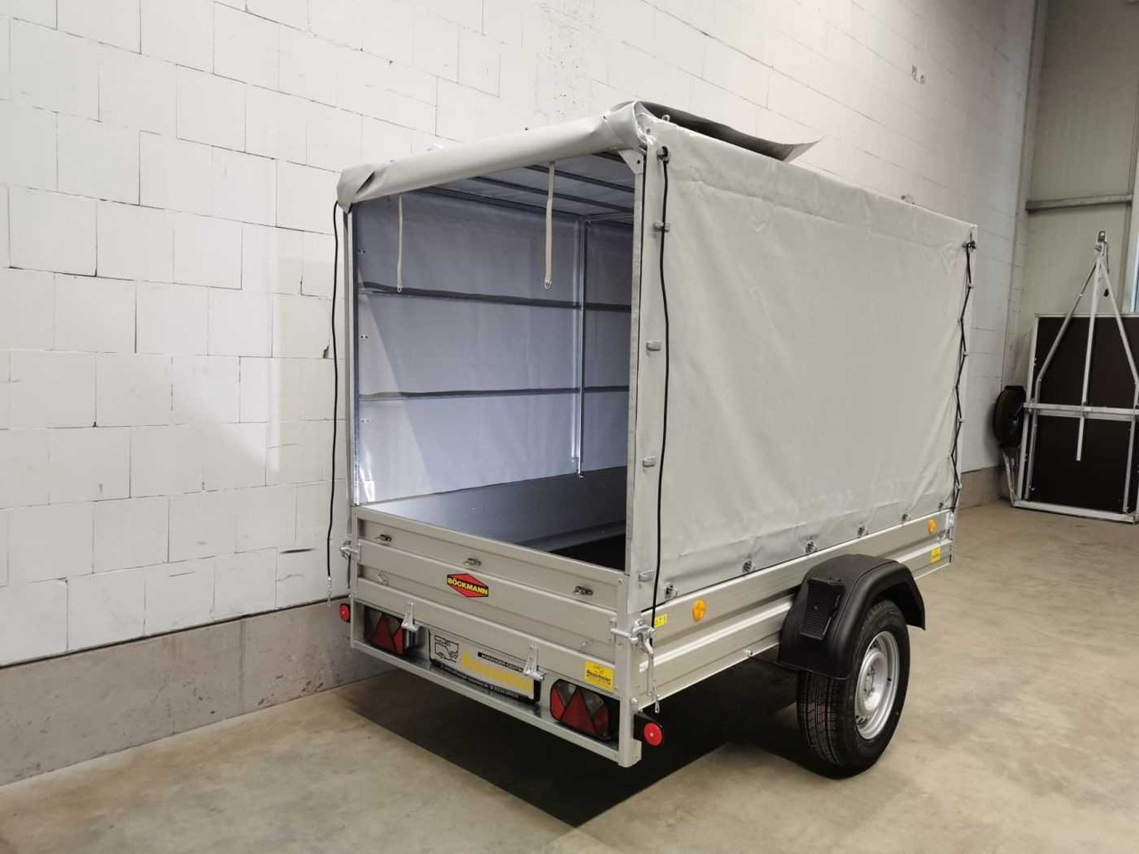 Reboque para carros novo BOECKMANN TL-AL 2513/135 Eco XXL Plane Kastenanhänger gebr: foto 28 Reboque para carros novo BOECKMANN TL-AL 2513/135 Eco XXL Plane Kastenanhänger gebr: foto 28