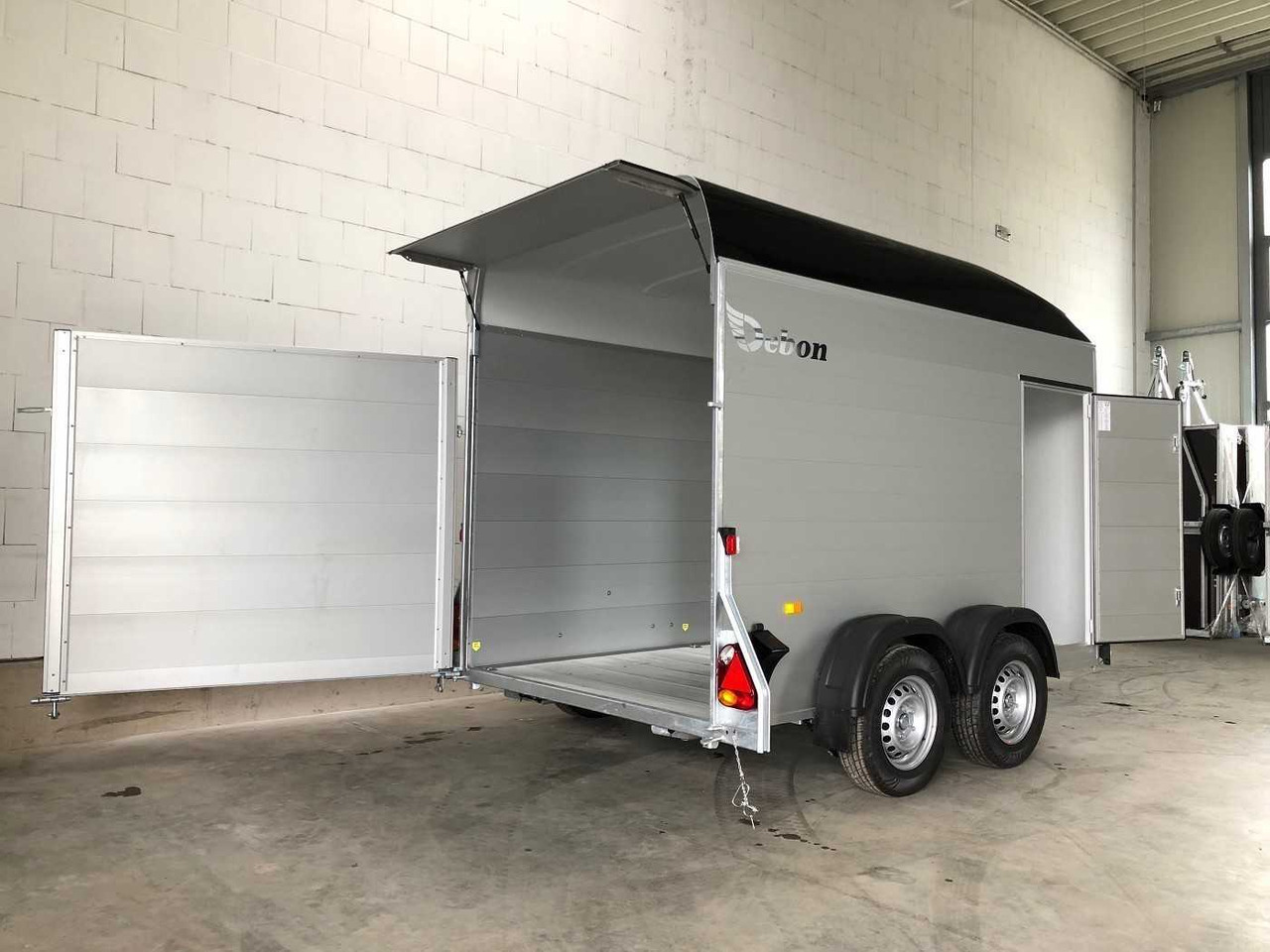 CHEVAL LIBERTE C500 Roadster 2 Türen Kofferanhänger - Reboque para moto: foto 4 CHEVAL LIBERTE C500 Roadster 2 Türen Kofferanhänger - Reboque para moto: foto 4