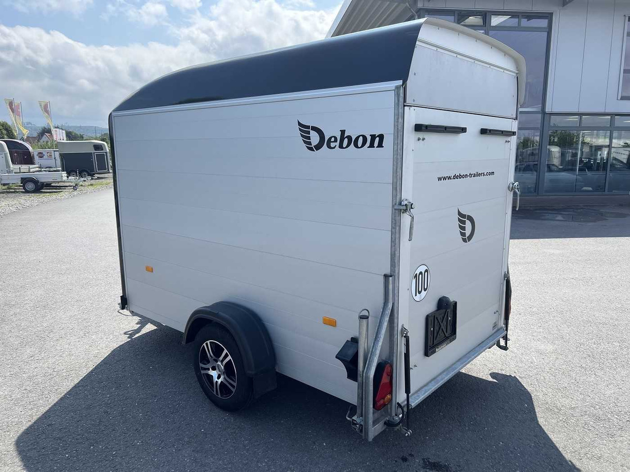 CHEVAL LIBERTE DEBON C300 Roadster Alufelge Kofferanhänger - Reboque furgão: foto 5 CHEVAL LIBERTE DEBON C300 Roadster Alufelge Kofferanhänger - Reboque furgão: foto 5