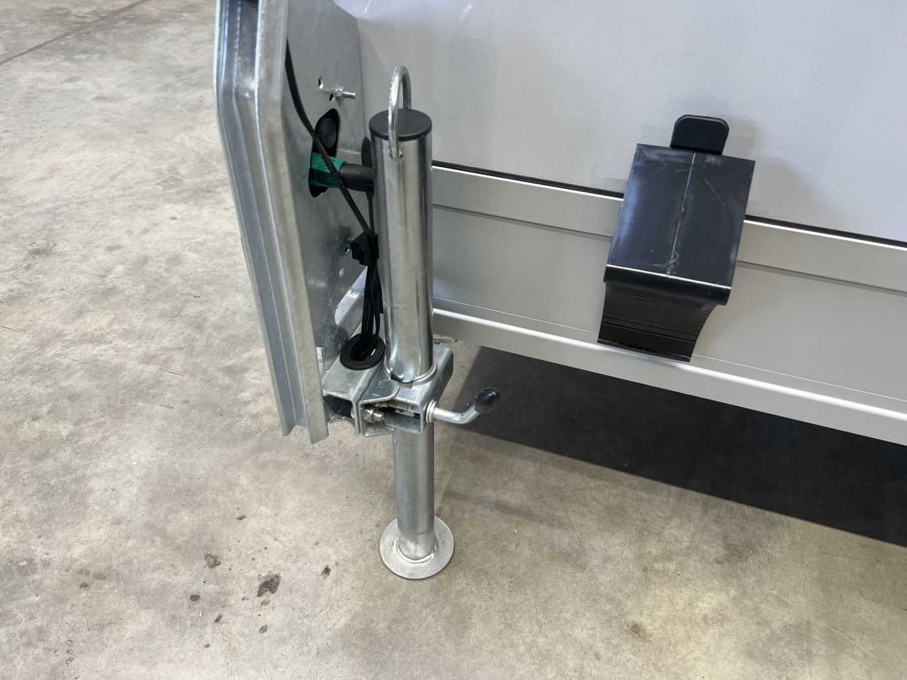 CHEVAL LIBERTE DEBON C400 Roadster Verkl ALF Tür Kofferanhänger - Reboque para moto: foto 5 CHEVAL LIBERTE DEBON C400 Roadster Verkl ALF Tür Kofferanhänger - Reboque para moto: foto 5
