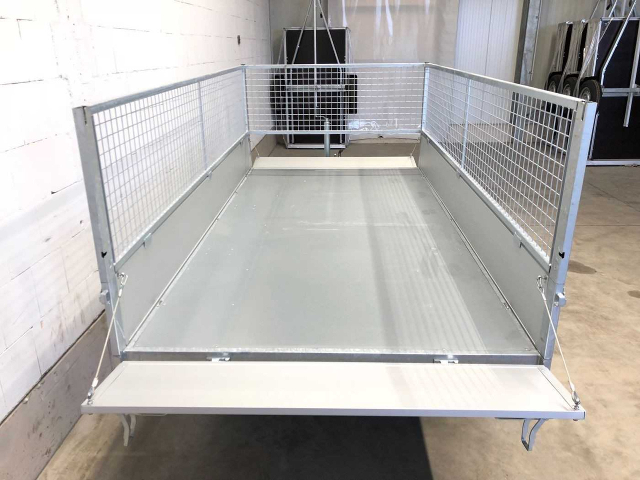 CHEVAL LIBERTE DEBON PW1.2E Lux E-Pumpe Gitter Rückwärtskipper - Reboque basculante: foto 5 CHEVAL LIBERTE DEBON PW1.2E Lux E-Pumpe Gitter Rückwärtskipper - Reboque basculante: foto 5