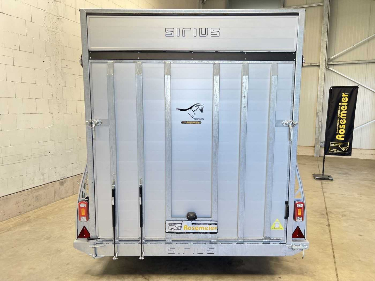 G270 Tür Kofferanhänger Sirius - Reboque furgão: foto 3 G270 Tür Kofferanhänger Sirius - Reboque furgão: foto 3