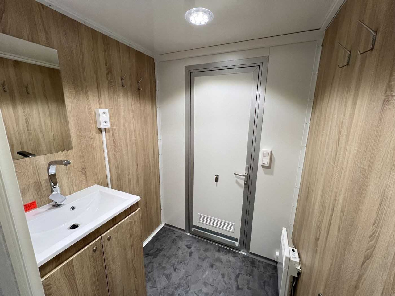 Casa contentor, Reboque novo VEZEKO MOBI 6602-SP2 Mannschaftswagen: foto 19 Casa contentor, Reboque novo VEZEKO MOBI 6602-SP2 Mannschaftswagen: foto 19