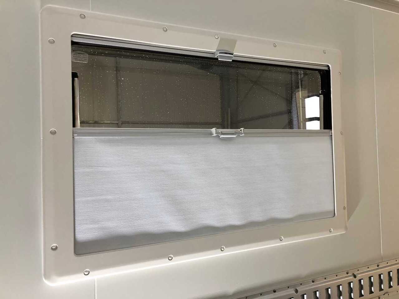 Reboque furgão novo VEZEKO TK B 27.35 Rampe Tür Fenster Kofferanhänger: foto 21 Reboque furgão novo VEZEKO TK B 27.35 Rampe Tür Fenster Kofferanhänger: foto 21