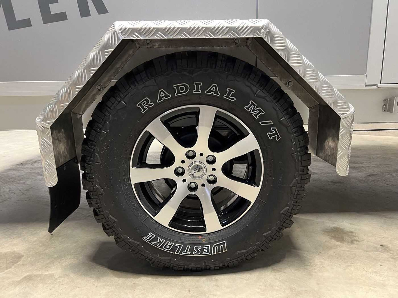 Caravana novo VEZEKO TK C 18.35 SP Offroad Campinganhänger: foto 22