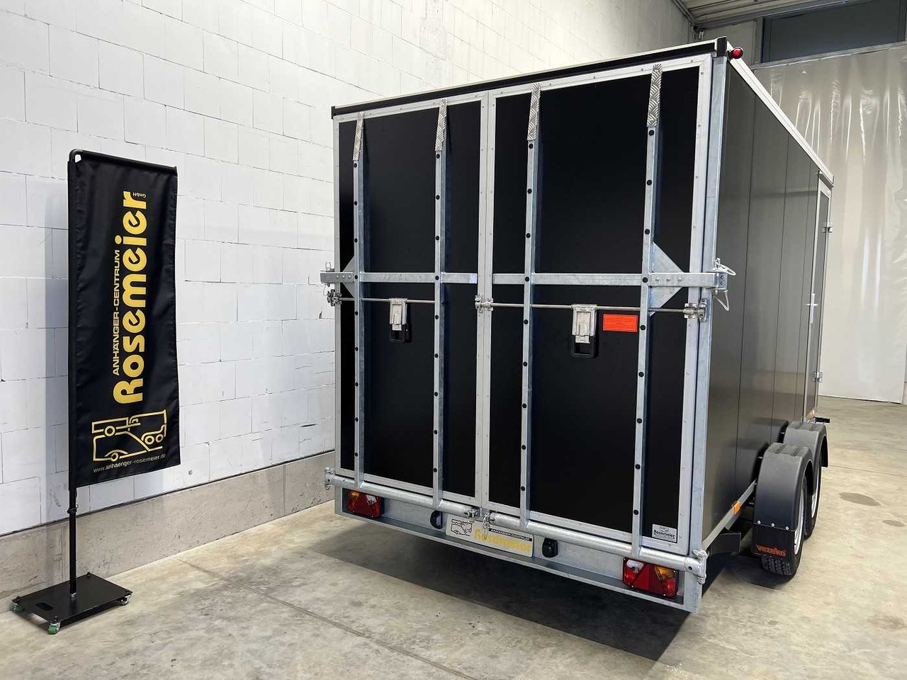 Reboque furgão novo VEZEKO TK D 27.40 TKL Tür Kofferanhänger: foto 26