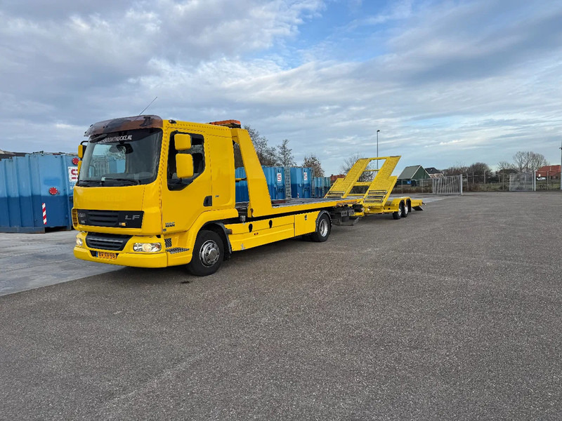 DAF LF 45 LF45-220 Abschelppwagen Falkom mit Anhanger / Schiebeplateau / Brill / Winde / Top Zustand - Camião transporte de veículos: foto 1 DAF LF 45 LF45-220 Abschelppwagen Falkom mit Anhanger / Schiebeplateau / Brill / Winde / Top Zustand - Camião transporte de veículos: foto 1