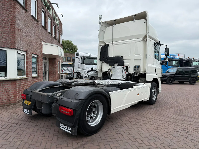 DAF CF 410 4X2 SPACECAB EURO6 DISTRIBUTIETREKKER MILIEUZONE DAF ONDERHOUD HOLLAND TRUCK!!! - Tractor: foto 4 DAF CF 410 4X2 SPACECAB EURO6 DISTRIBUTIETREKKER MILIEUZONE DAF ONDERHOUD HOLLAND TRUCK!!! - Tractor: foto 4