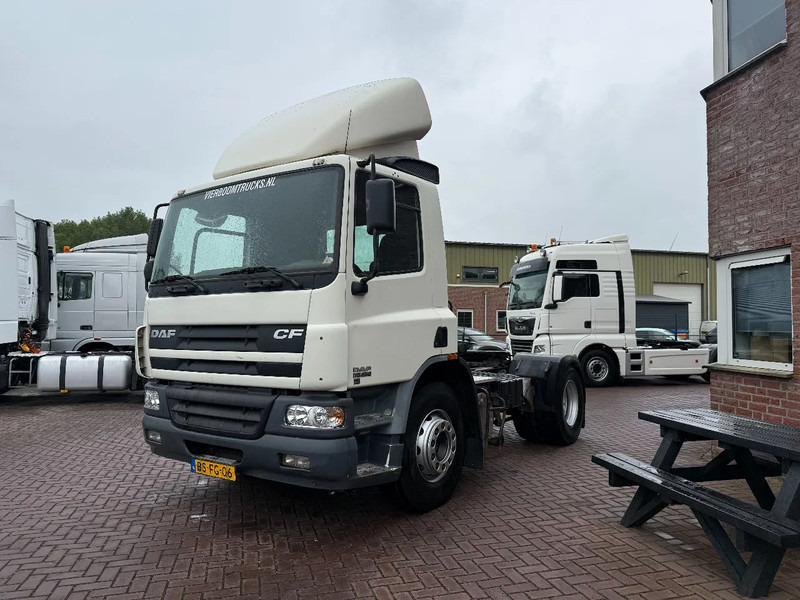 DAF CF 75.250 CF75-250 4X2 EURO3 MANUAL GEARBOX HOLLAND TRUCK - Tractor: foto 2 DAF CF 75.250 CF75-250 4X2 EURO3 MANUAL GEARBOX HOLLAND TRUCK - Tractor: foto 2