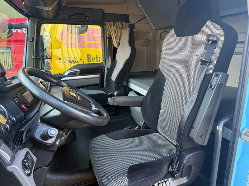 MAN TGX 18.420 TGX 18.420 4X2 BLS / NEW MODEL 2019 / 2 BEDS / NIGHT AIRCO / 5X IN STOCK - Tractor: foto 5 MAN TGX 18.420 TGX 18.420 4X2 BLS / NEW MODEL 2019 / 2 BEDS / NIGHT AIRCO / 5X IN STOCK - Tractor: foto 5