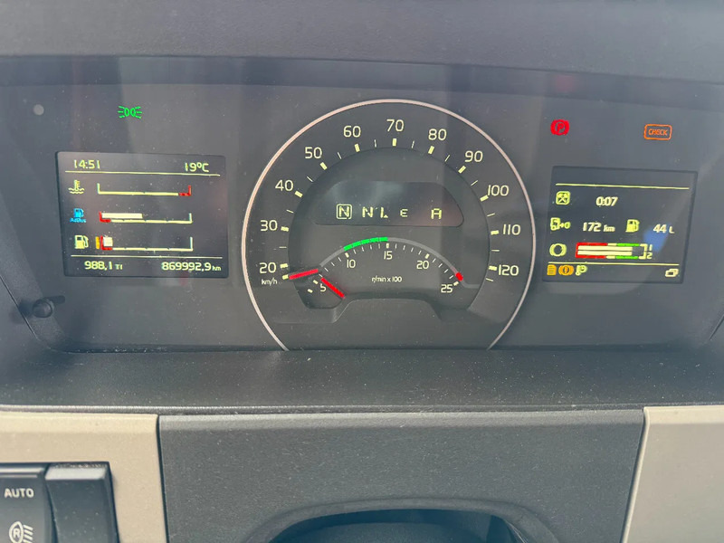 Volvo FM FM370 4X2 Globetrotter / Welgro compressor / Dynimac steering / Holland Truck - Tractor: foto 4 Volvo FM FM370 4X2 Globetrotter / Welgro compressor / Dynimac steering / Holland Truck - Tractor: foto 4