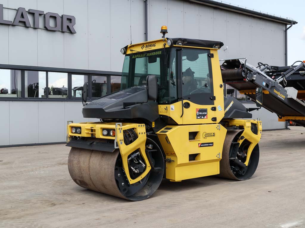 BOMAG BW 154 AP-4v AM - Compactador de asfalto: foto 2 BOMAG BW 154 AP-4v AM - Compactador de asfalto: foto 2