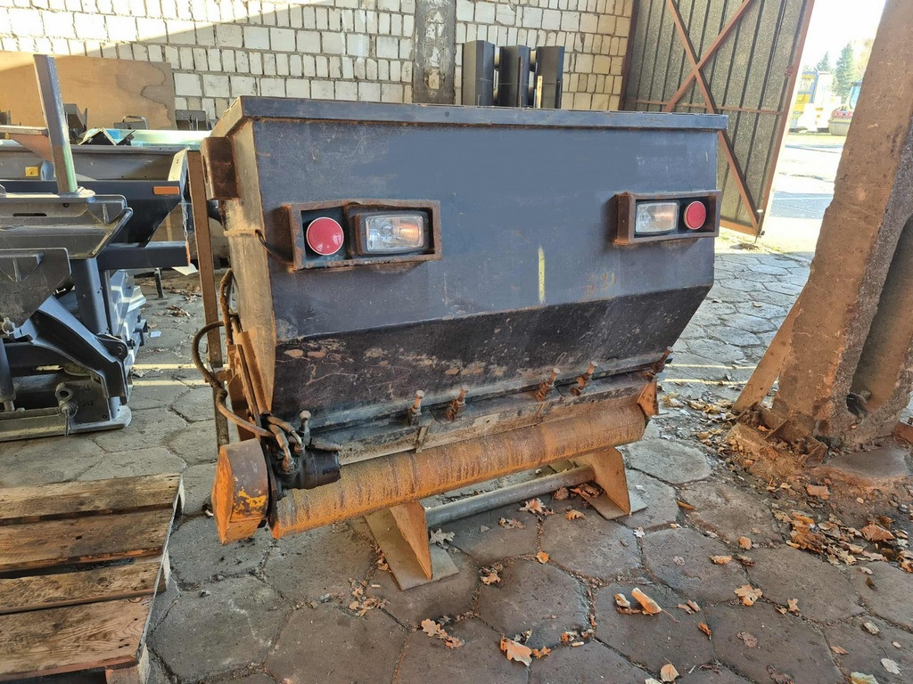 DYNAPAC CC 234HF - Compactador de asfalto: foto 4 DYNAPAC CC 234HF - Compactador de asfalto: foto 4