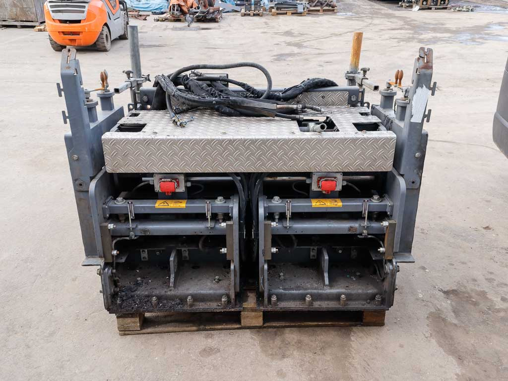 VÖGELE AB 220-3 TV - Acabadora: foto 3 VÖGELE AB 220-3 TV - Acabadora: foto 3