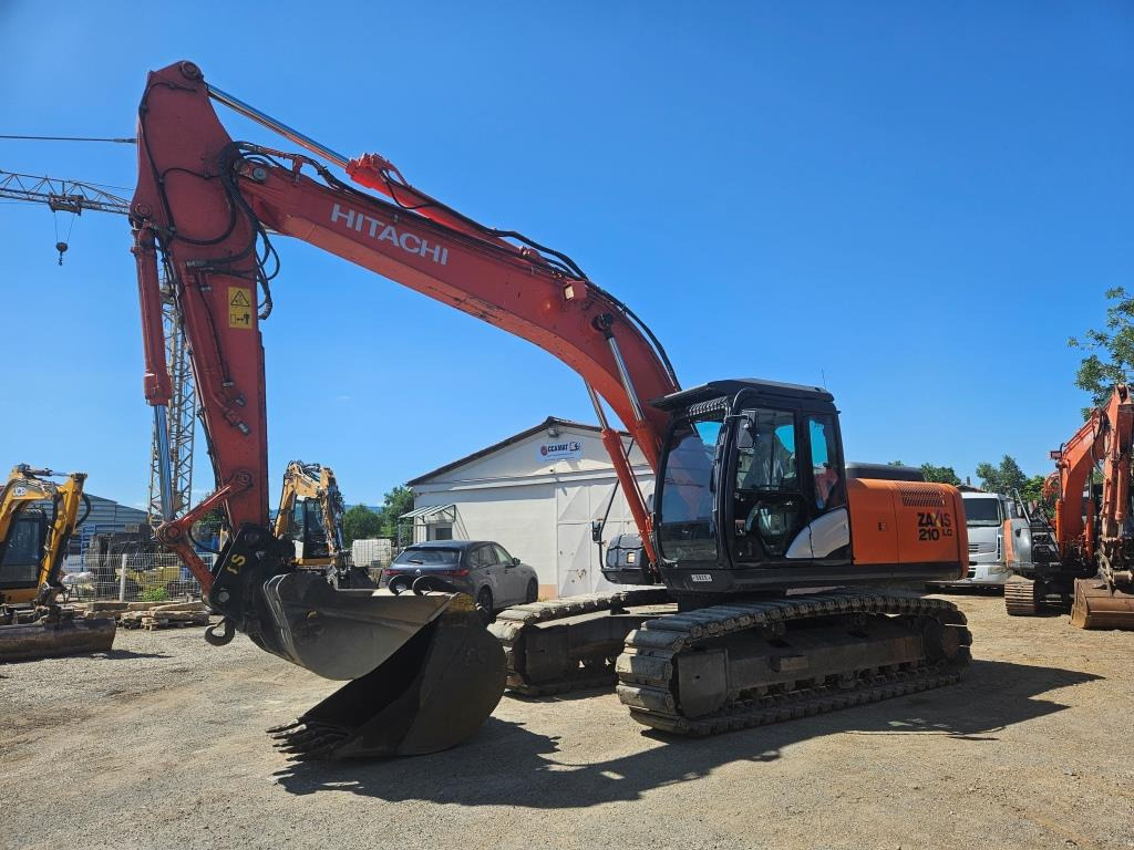 HITACHI ZX 210 LC - Escavadora de rastos: foto 4 HITACHI ZX 210 LC - Escavadora de rastos: foto 4