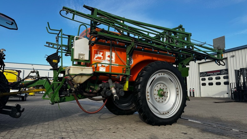 Amazone-BBG S330 NOVA 27m - Pulverizador agricola: foto 1 Amazone-BBG S330 NOVA 27m - Pulverizador agricola: foto 1