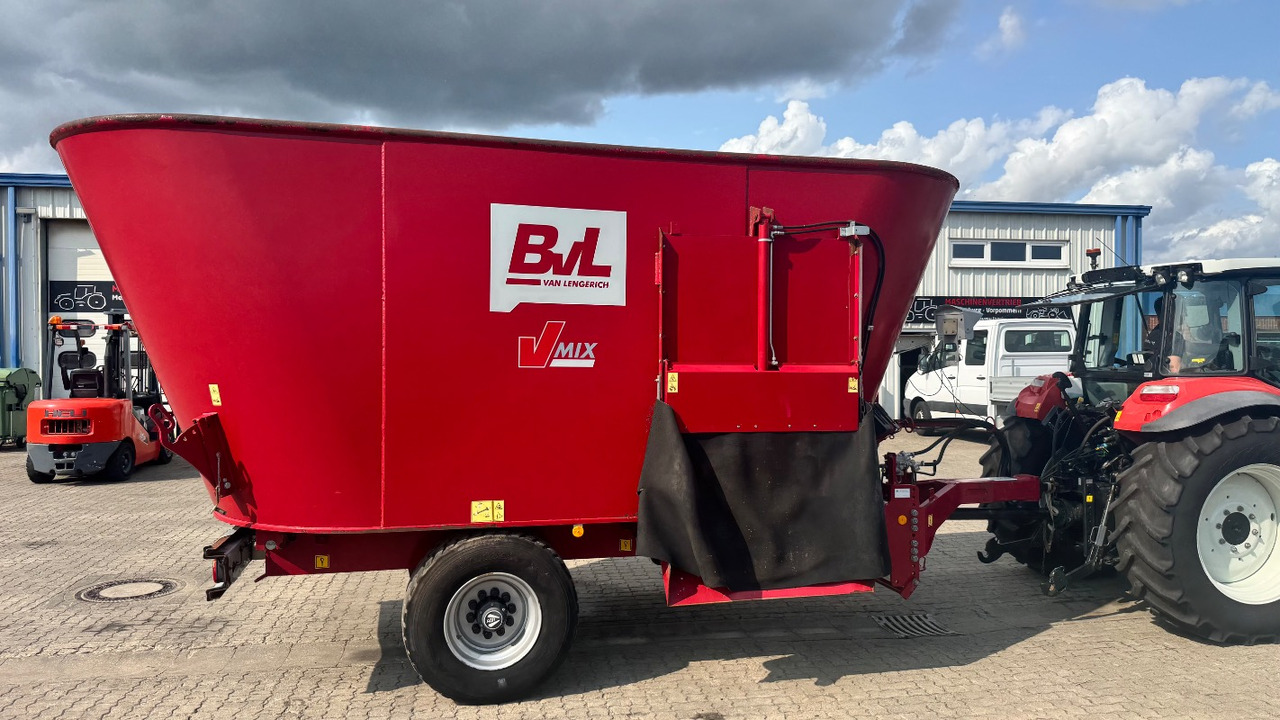 BVL V-Mix 17-2S # top Zustand # - Misturadora Alimentadora: foto 1 BVL V-Mix 17-2S # top Zustand # - Misturadora Alimentadora: foto 1