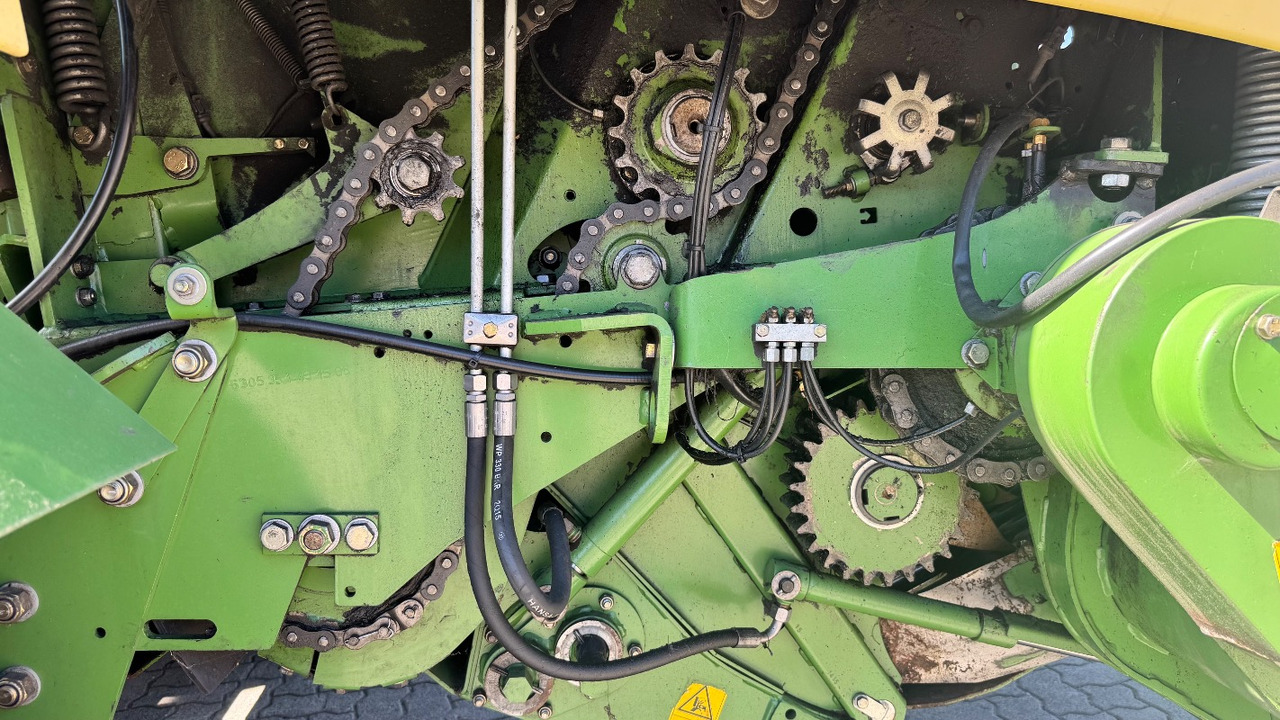 Krone Comprima V 150 XC Tandem - Empacotador de fardos: foto 4 Krone Comprima V 150 XC Tandem - Empacotador de fardos: foto 4