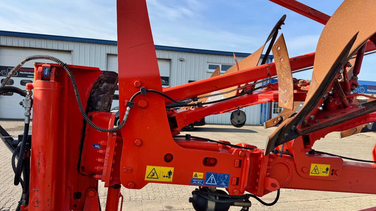 Kuhn Challenger T - 8-furchig #TOP# - Arado: foto 4 Kuhn Challenger T - 8-furchig #TOP# - Arado: foto 4