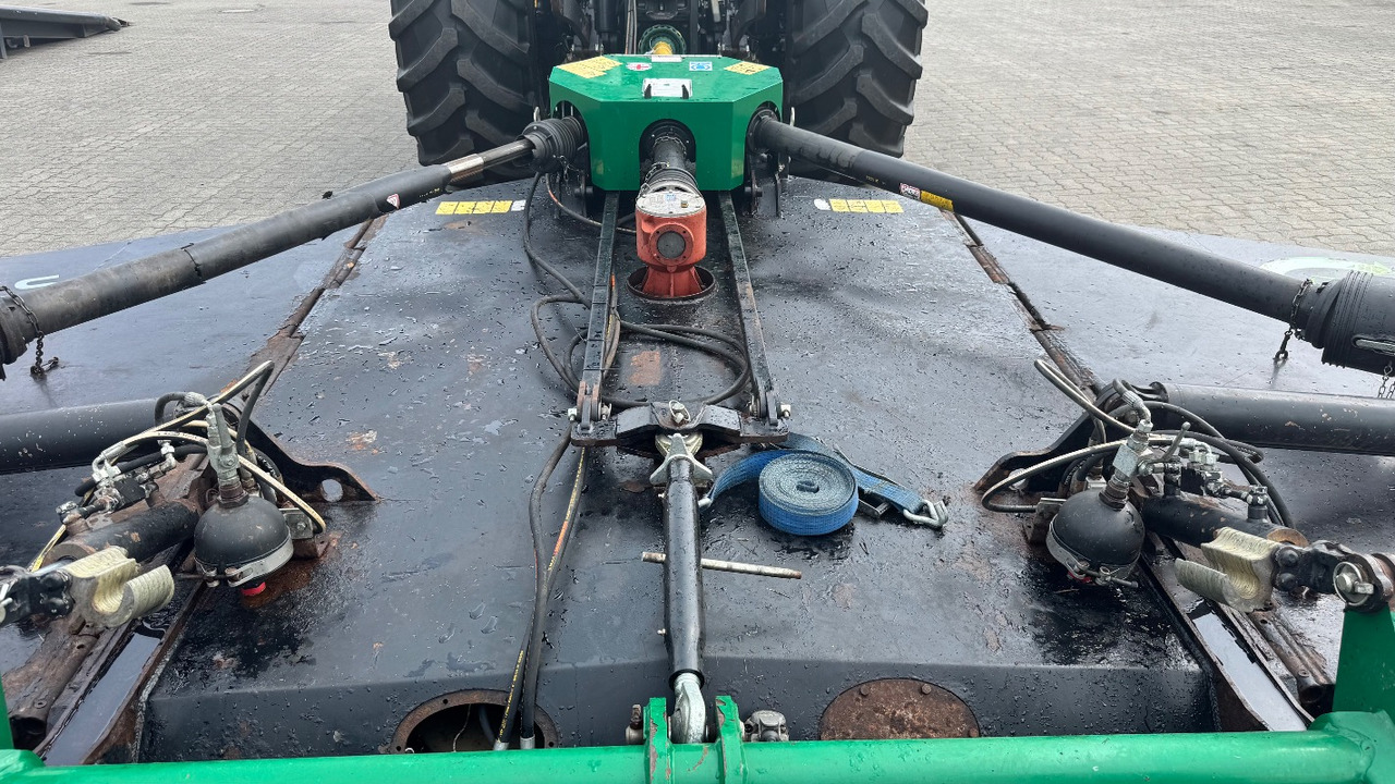 Spearhead Stubble Master 730 - Triturador de martelos: foto 4 Spearhead Stubble Master 730 - Triturador de martelos: foto 4