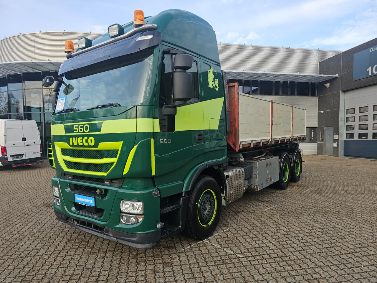 Camião transportador de contêineres/ Caixa móvel Iveco Stralis 560 6x4: foto 15