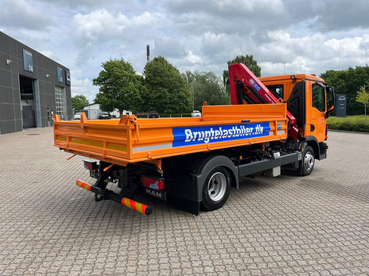 MAN TGL 8.220 - Camião basculante, Camião grua: foto 4 MAN TGL 8.220 - Camião basculante, Camião grua: foto 4