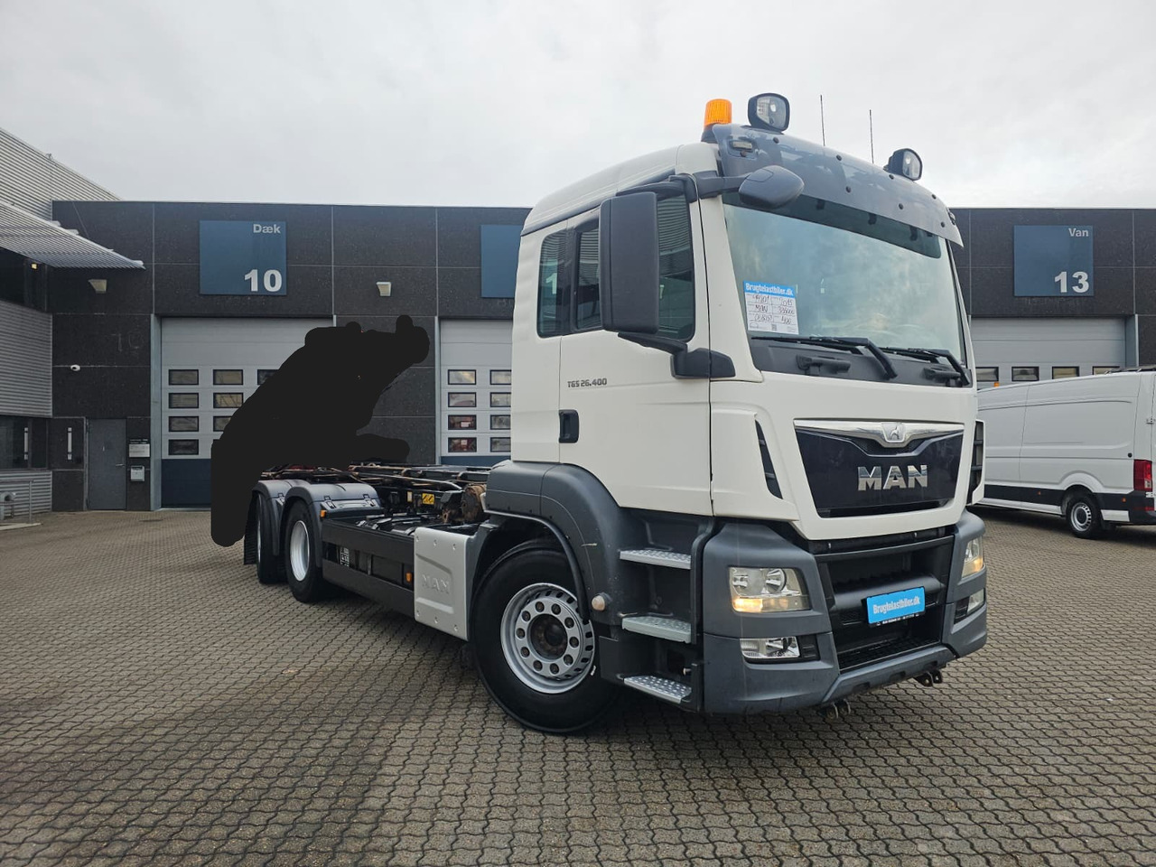 MAN TGS 26.400 6X2-4 - Camião transportador de contêineres/ Caixa móvel: foto 2 MAN TGS 26.400 6X2-4 - Camião transportador de contêineres/ Caixa móvel: foto 2