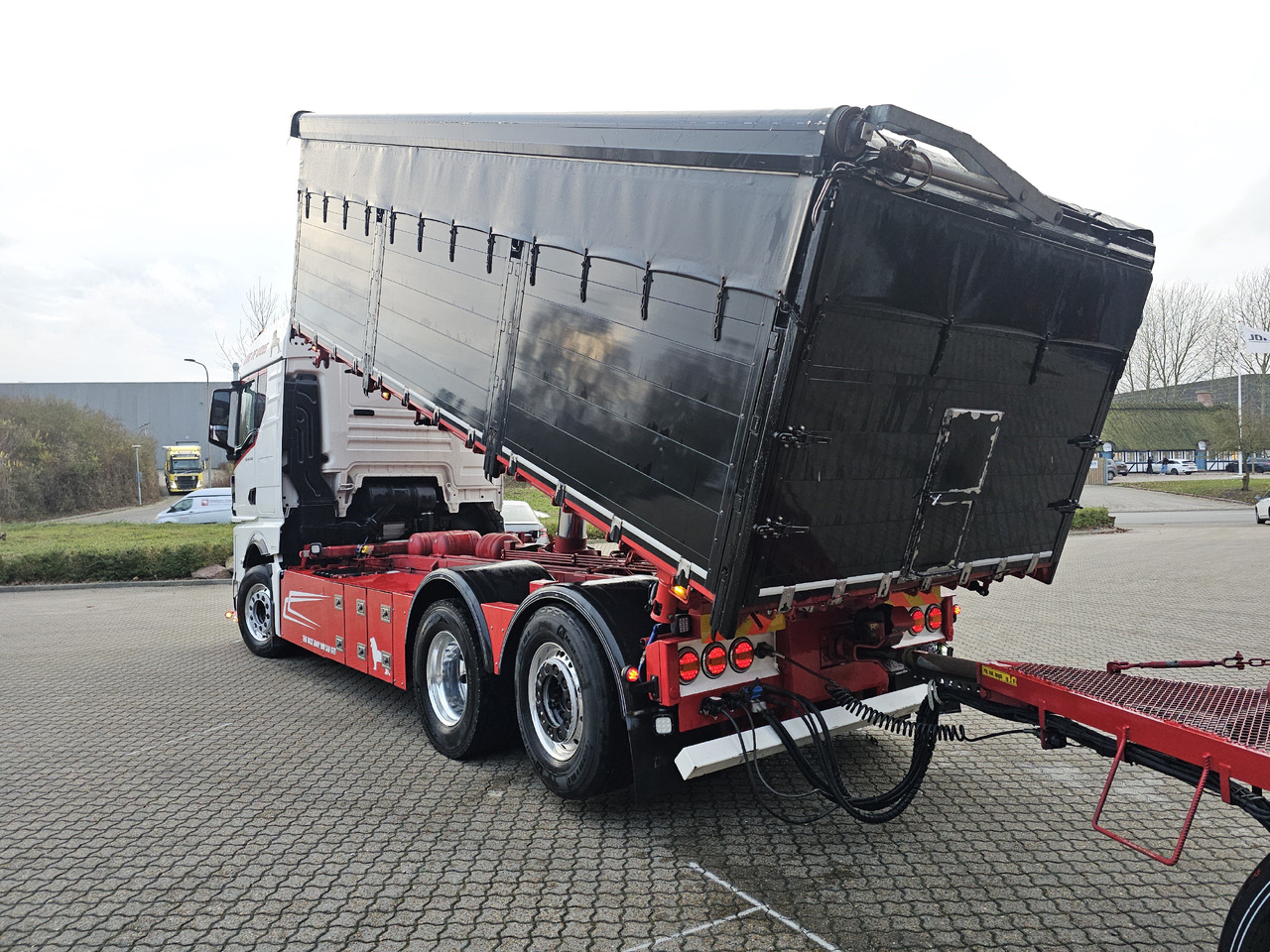 MAN TGX 26.580 Hængertræk - Camião basculante: foto 3 MAN TGX 26.580 Hængertræk - Camião basculante: foto 3