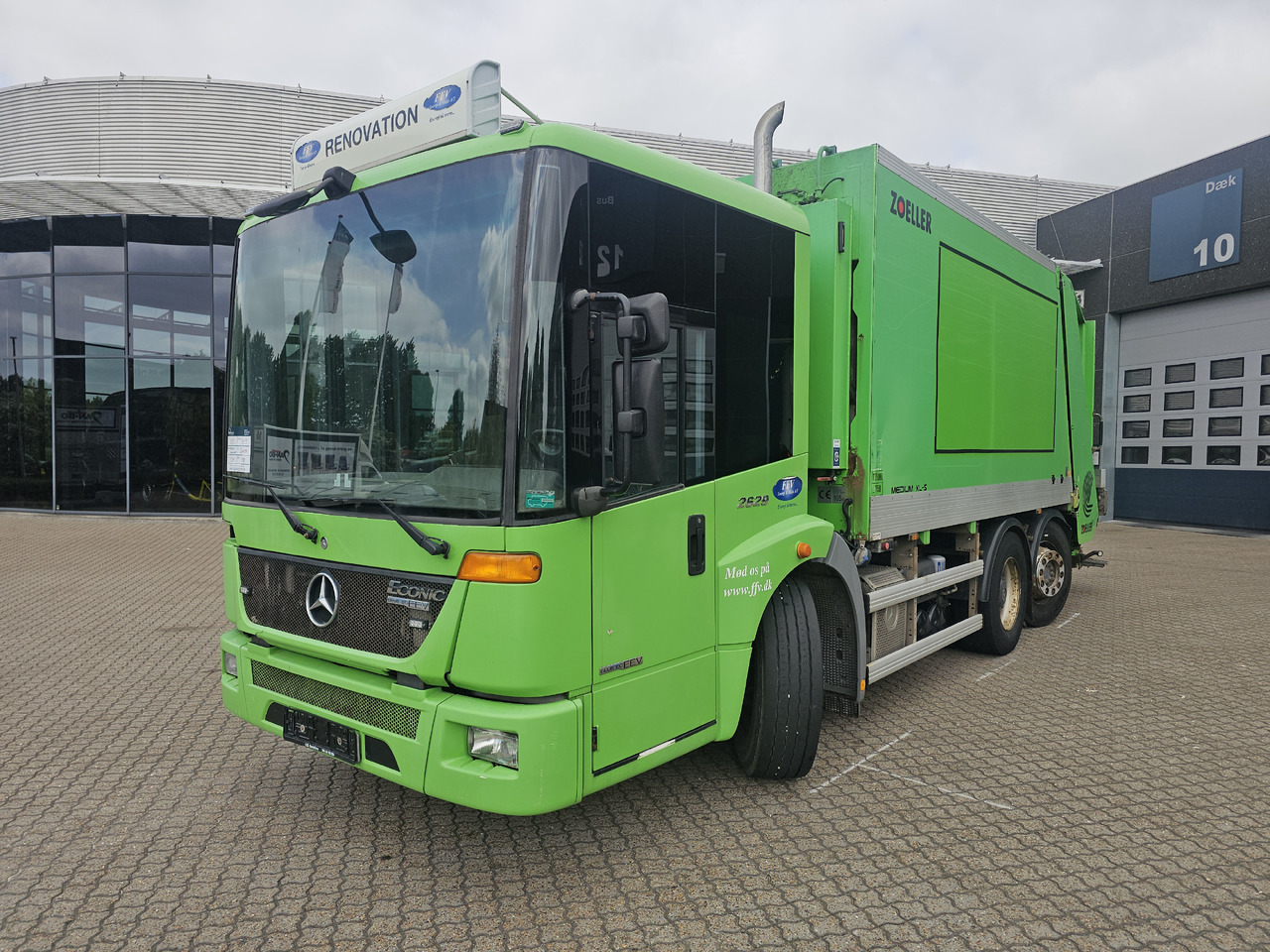Caminhão de lixo Mercedes Econic 2629 6x2-4: foto 1