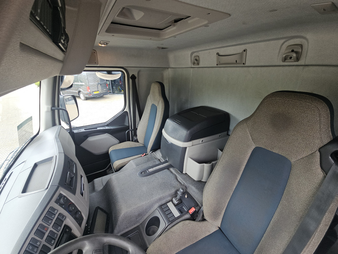 Volvo FE320 - Camião frigorífico: foto 5 Volvo FE320 - Camião frigorífico: foto 5