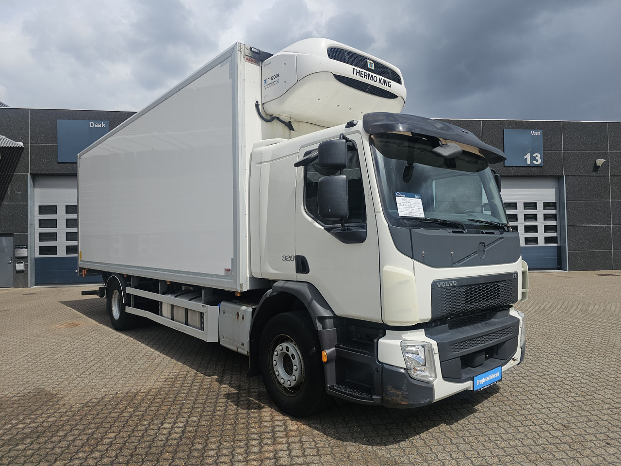 Volvo FE320 - Camião frigorífico: foto 2 Volvo FE320 - Camião frigorífico: foto 2