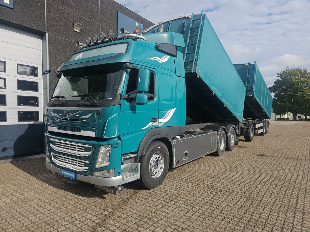 Volvo FM500 Suge-Blæse anlæg - Camião basculante: foto 1 Volvo FM500 Suge-Blæse anlæg - Camião basculante: foto 1