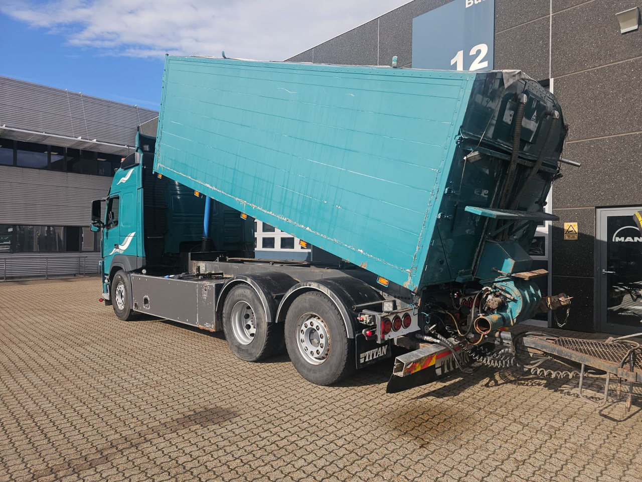 Volvo FM500 Suge-Blæse anlæg - Camião basculante: foto 4 Volvo FM500 Suge-Blæse anlæg - Camião basculante: foto 4