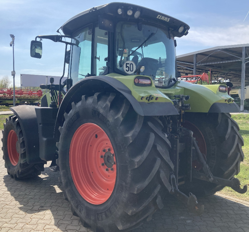 CLAAS Arion 650 CMATIC - Trator: foto 5 CLAAS Arion 650 CMATIC - Trator: foto 5