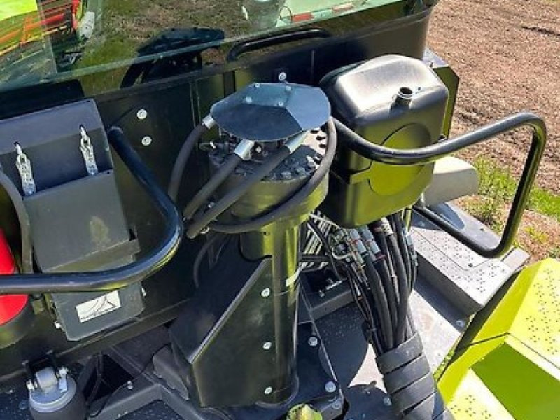 CLAAS Xerion 4200 Trac VC - Trator: foto 5 CLAAS Xerion 4200 Trac VC - Trator: foto 5