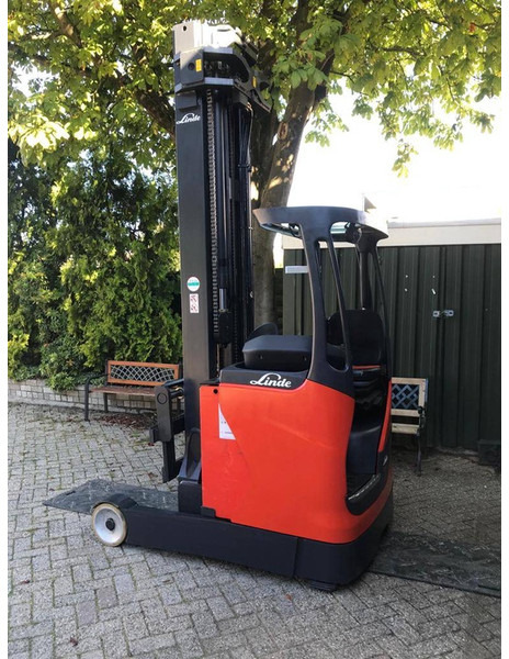 Linde R 16 HD-01 - Empilhador retráctil: foto 5 Linde R 16 HD-01 - Empilhador retráctil: foto 5