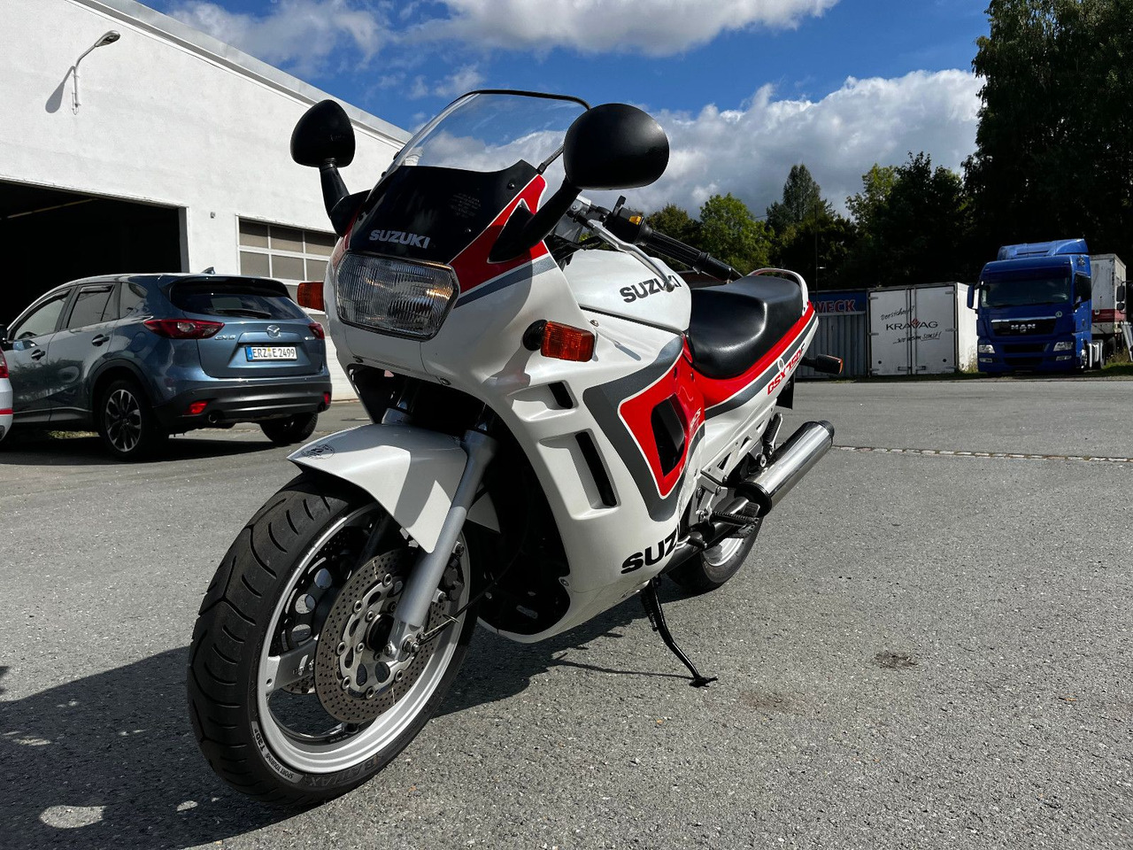 Suzuki GSX 750 - Motocicleta: foto 2 Suzuki GSX 750 - Motocicleta: foto 2