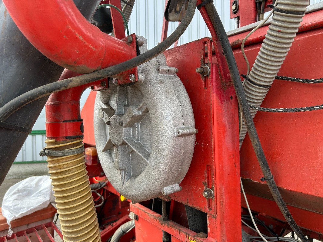 Becker Aeromat 6 - Semeadeira: foto 3 Becker Aeromat 6 - Semeadeira: foto 3