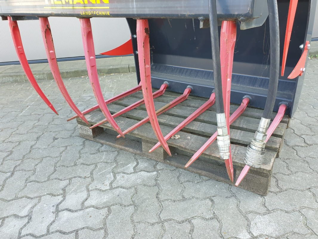 D D Landtechnika Krokodilgebiss versch. Breiten* - Carregador frontal para o trator: foto 4 D D Landtechnika Krokodilgebiss versch. Breiten* - Carregador frontal para o trator: foto 4