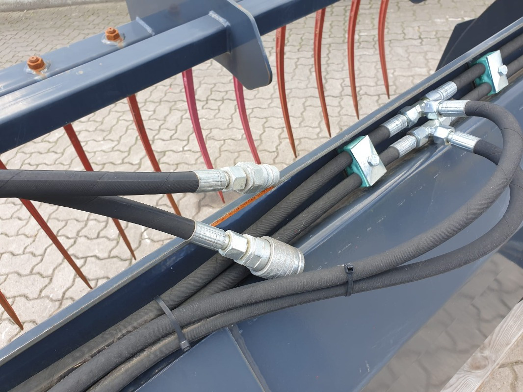 D D Landtechnika Krokodilschaufel 2,40m - Escavadeira: foto 4 D D Landtechnika Krokodilschaufel 2,40m - Escavadeira: foto 4