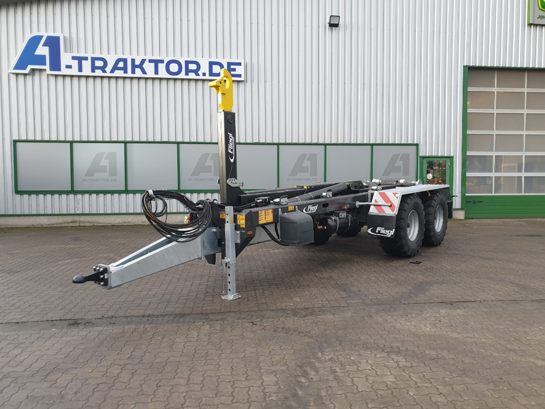 Fliegl HKL 22 - Ferramenta/ Equipamento: foto 1 Fliegl HKL 22 - Ferramenta/ Equipamento: foto 1