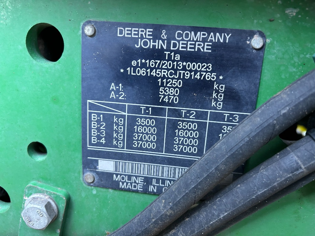 John Deere 6145R - Trator: foto 2 John Deere 6145R - Trator: foto 2
