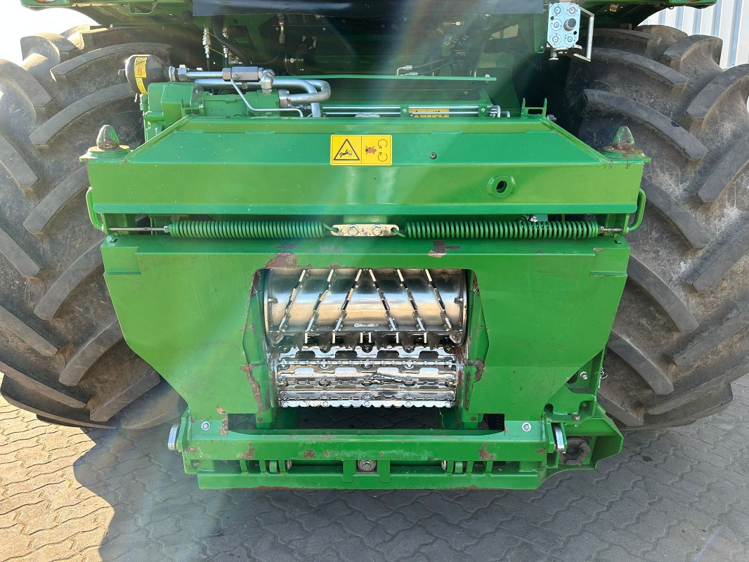 John Deere 8400i - Colheitadeira: foto 5 John Deere 8400i - Colheitadeira: foto 5